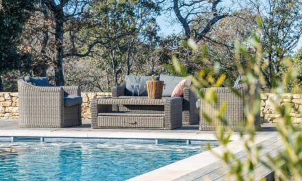 Louez La Maison des Cèdres, une villa de luxe dans le Luberon 